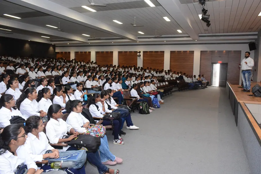 UHV Session in SIP